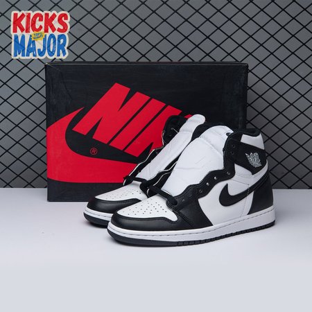 Jordan 1 Retro Black White 555088-010 Unisex