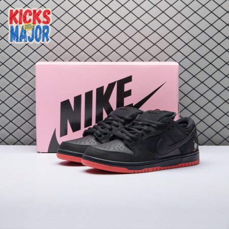 Dunk Low Pro SB 'Black Pigeon' Unisex