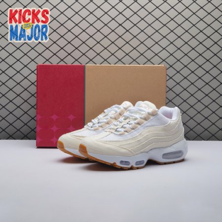 Nike Air Max 95 OG Levis Light Orewood Brown HM4743-100 Men's